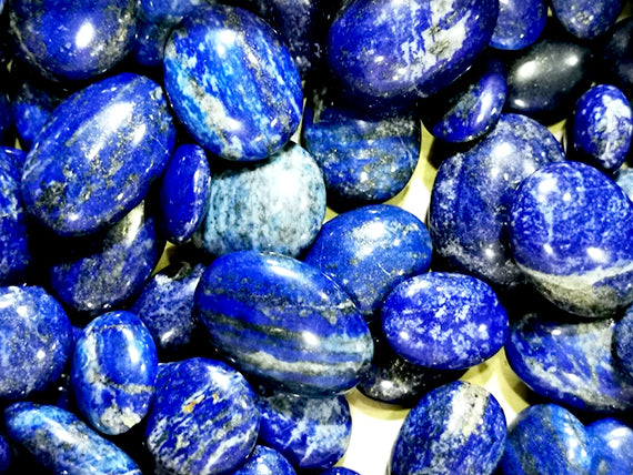 Your Complete Guide to Buying Sodalite Stones Online