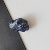 14.6x9mm Blue Sapphire Rough Slice, Raw , Loose Raw Blue Sapphire Slice Gemstone for Pendant / Jewelry, 1 Pc - PDG366