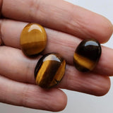 18-19 mm Tigers Eye Plain Cabochons, 3 Pieces Plain Tigers Eye Flat Back Loose Gemstones For Jewelry - NNP517Z