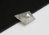 White Grey Diamond Kite Cut Diamond 5.8x4mm Flat Back Diamond Cabochon For Ring